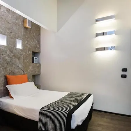 Casa Alle Colonne By Ancora 酒店 韦尔巴尼亚