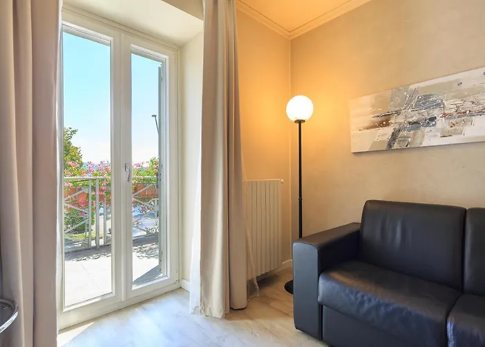 Casa Alle Colonne By Ancora מלון 4*