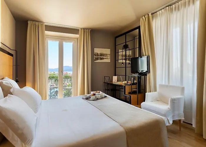 Casa Alle Colonne By Ancora 4* ורבאניה