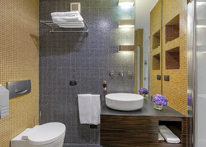 מלון Casa Alle Colonne By Ancora 4*