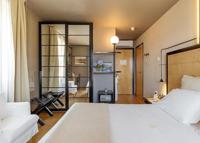 Hotel Casa Alle Colonne By Ancora 4*