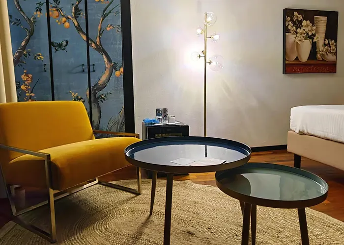 Casa Alle Colonne By Ancora 酒店 4*